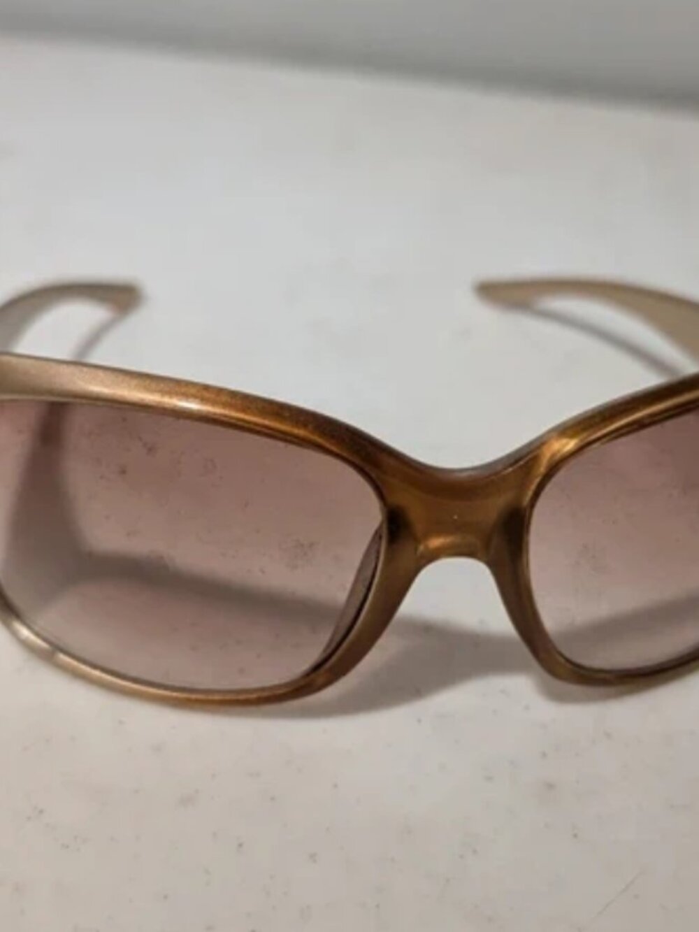 CoverGirl Gold Sunglasses Vintage *Read Description